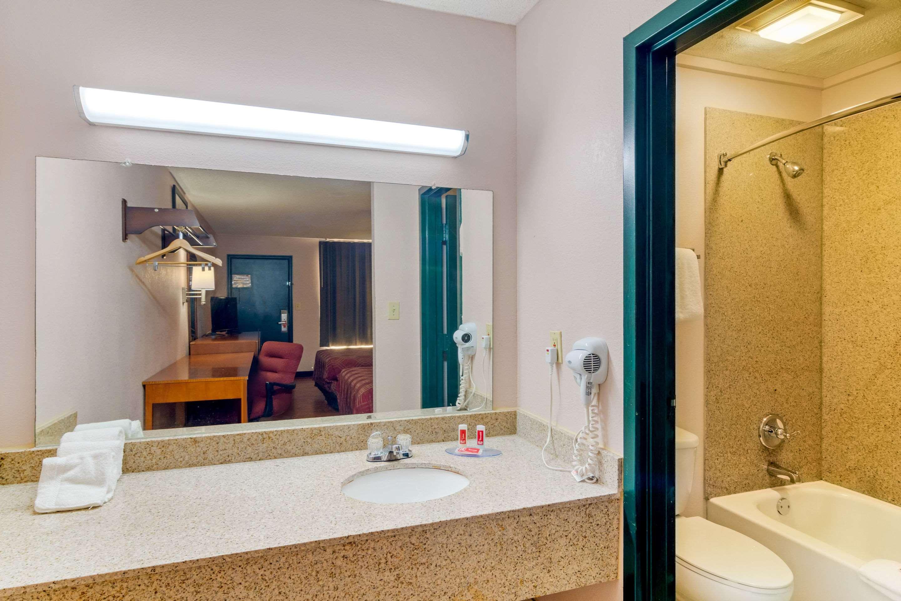 Econo Lodge Decatur Ngoại thất bức ảnh