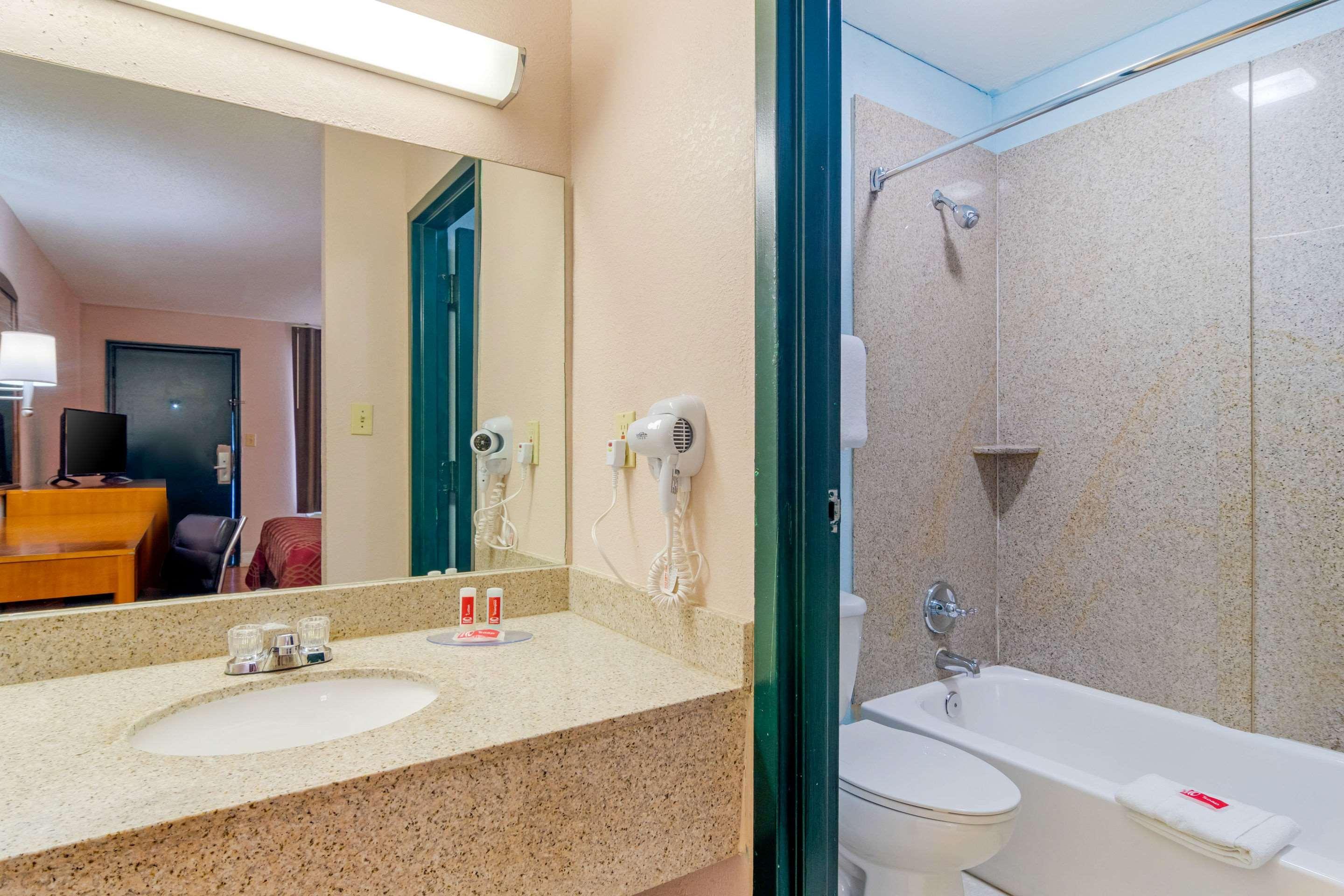 Econo Lodge Decatur Ngoại thất bức ảnh